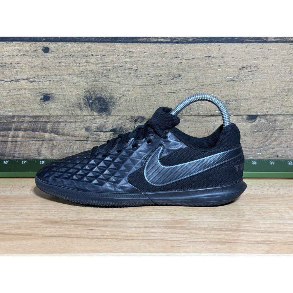 🔥Nike Tiempo Legend 8 Club IC Size 5Y Black Running  Soccer Shoes